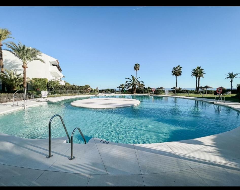 Miraflores Beach - Sea Front - Luxury Apartamento Mijas Exterior foto
